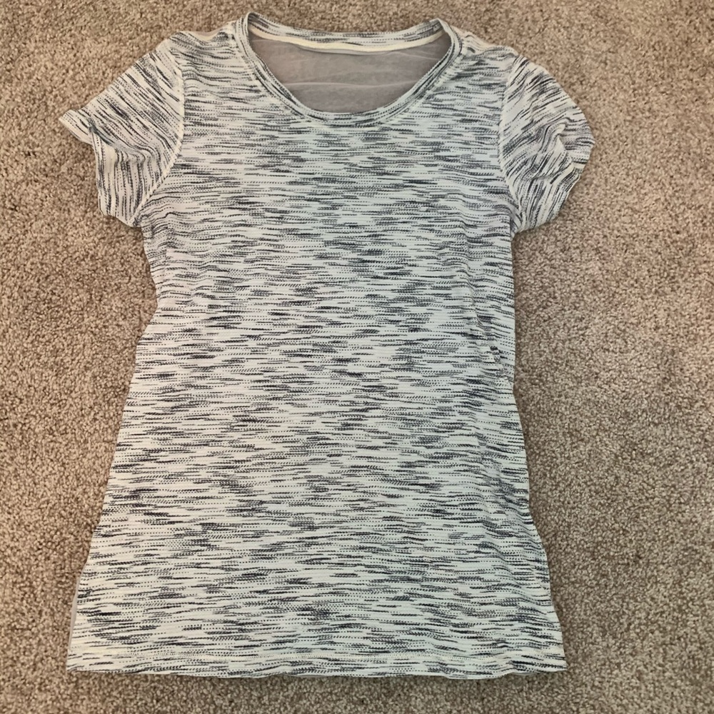 Lululemon grey and white heather top